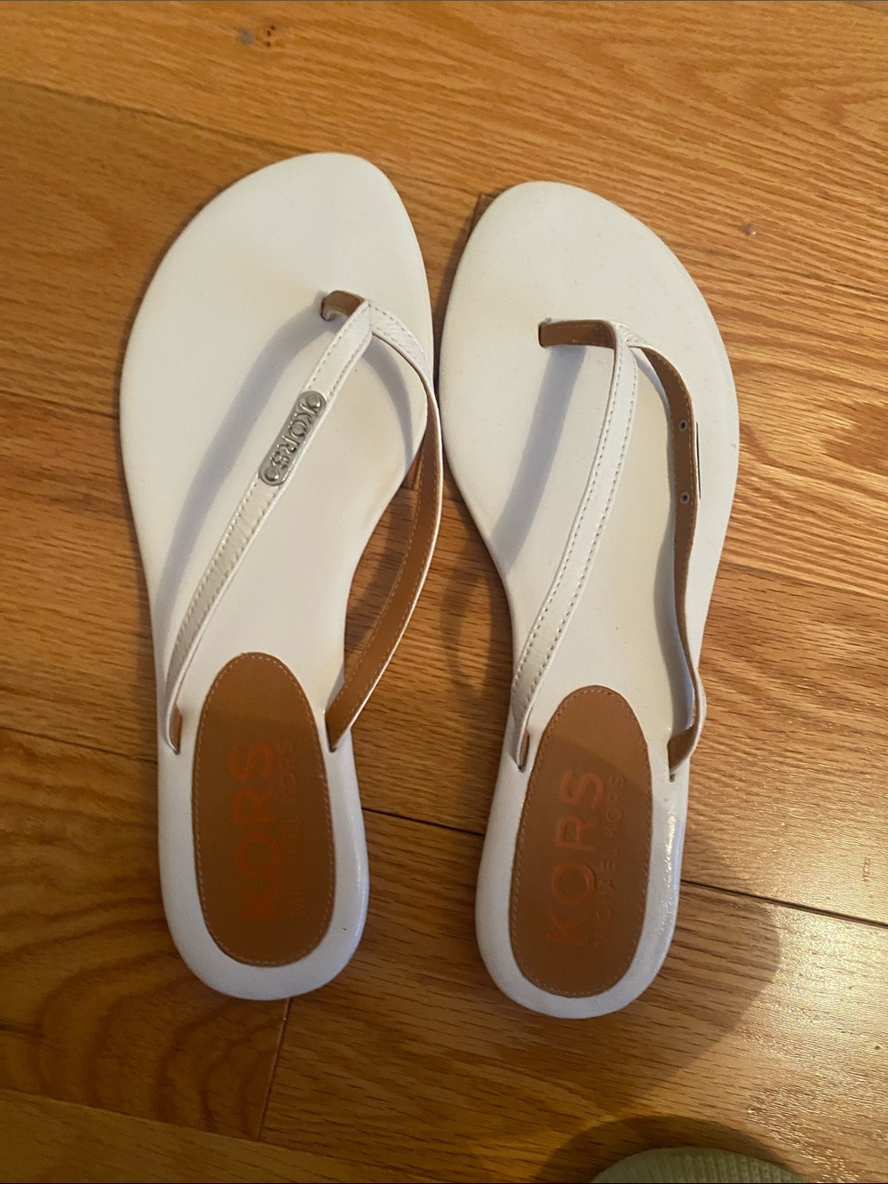 Michael Kors White and Tan T-Strap Flip Sandals